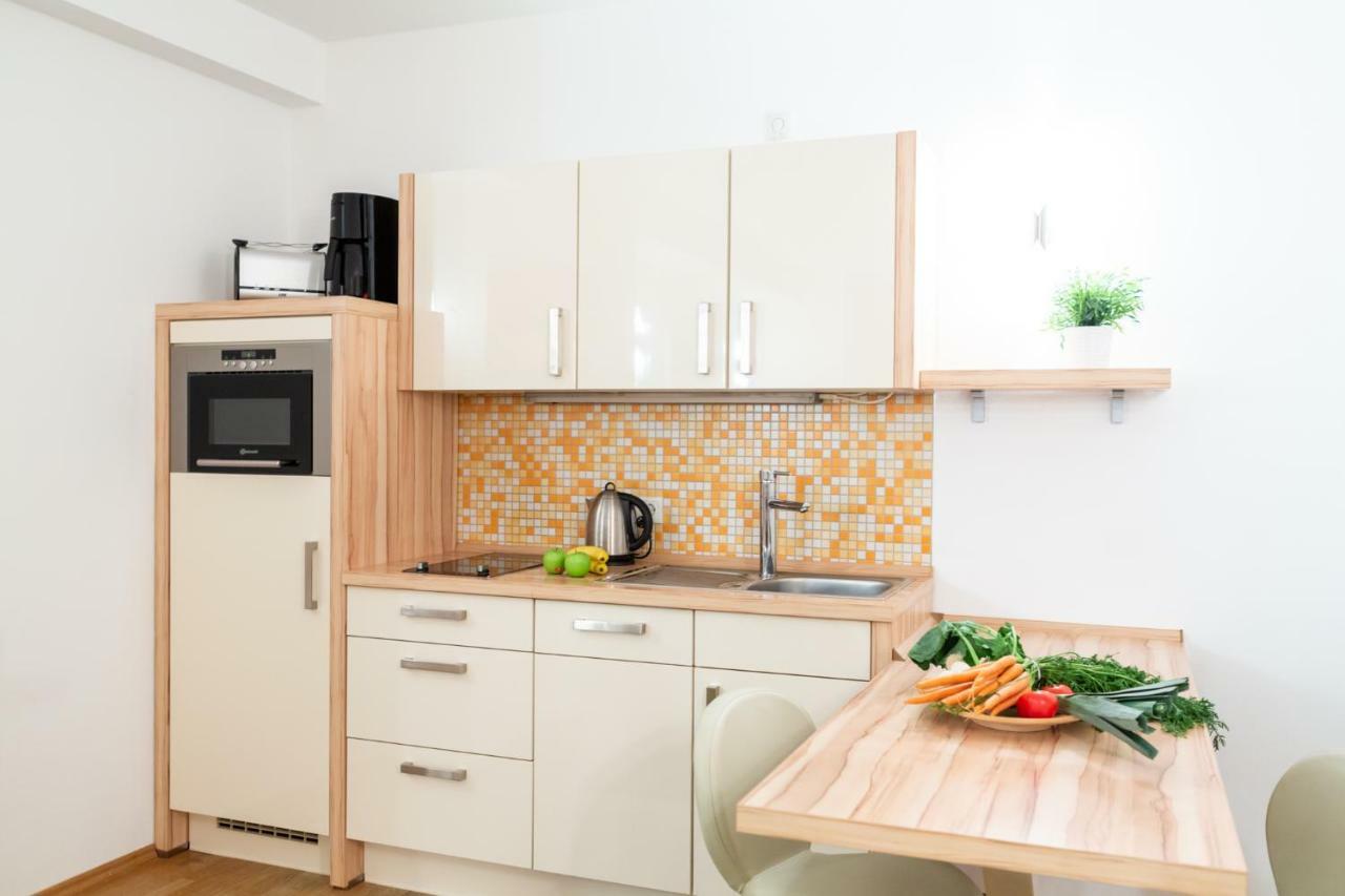 Apartment 1, Rothenburger Strasse Dresden Eksteriør billede